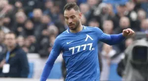 {{ otherArticle[0].article.title }}