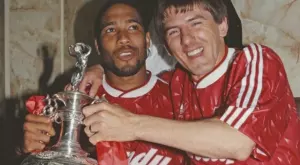 {{ otherArticle[0].article.title }}