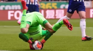 {{ otherArticle[0].article.title }}