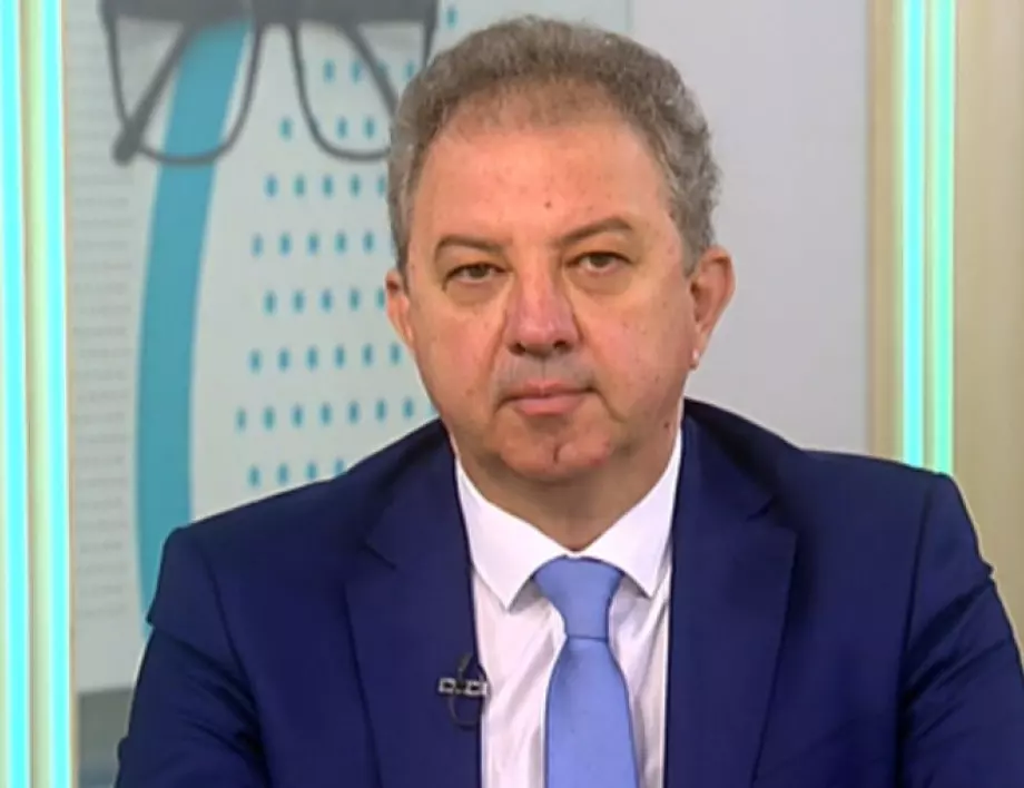 Борис Ячев: Трябва да редуцираме състава на Комисията по досиетата