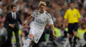 {{ otherArticle[0].article.title }}