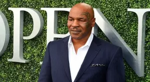 Позволен ли е нокаутът в мача на Майк Тайсън срещу Рой Джоунс Джуниър?