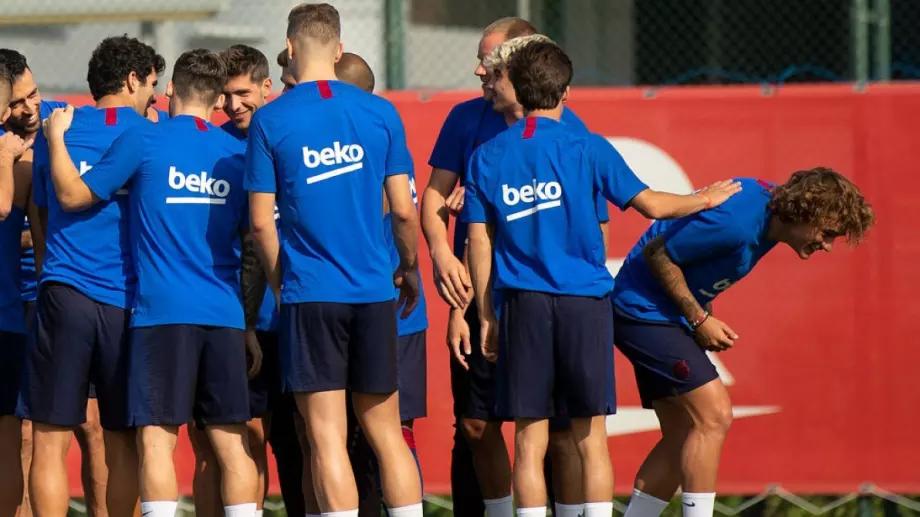 Футболистите на Барселона получиха разрешение да тренират
