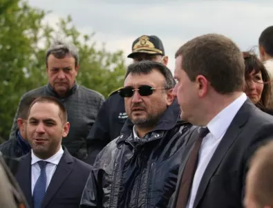 Вътрешният министър за аварията с хвостохранилището в Перник: Няма опасност за хората