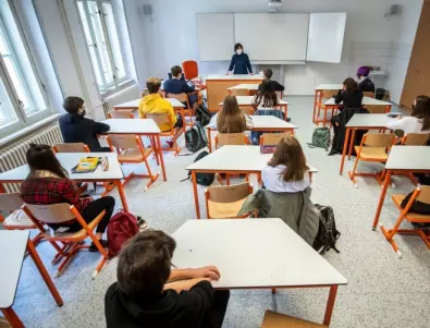 Няколко училища в София откриват допълнителни паралелки