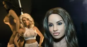 Секс кукли "гледаха" мач в Корея вместо фенове