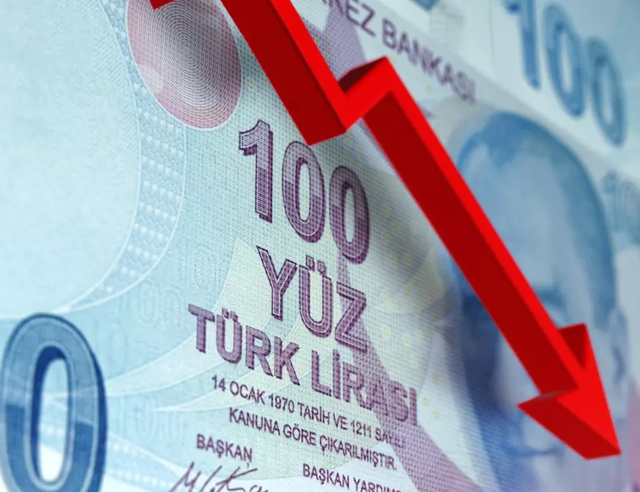 Съд за икономисти и журналисти, предсказали спада на турската лира