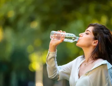 С какво е вредна водата от пластмасови бутилки