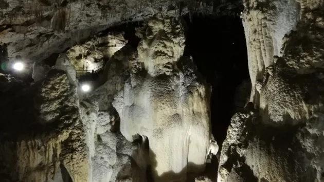 Пещера "Добростански бисер" отваря врати с месец закъснение