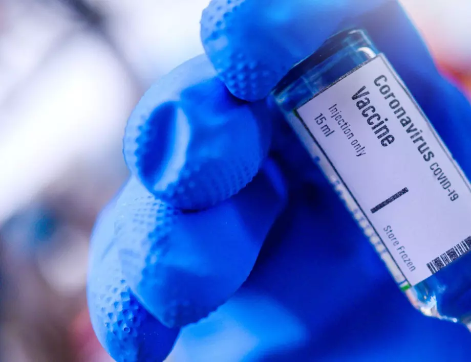 „АстраЗенека“ комбинира ваксината си с руската „Спутник V“ за тестове 