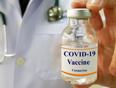 AstraZeneca продължава изпитанията на ваксината за COVID-19 в САЩ