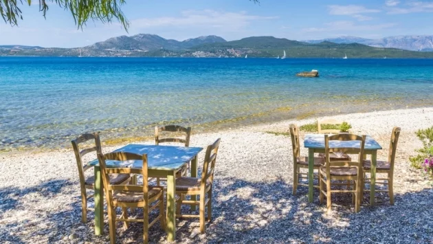 Какви са указанията към туристическия бранш в Гърция