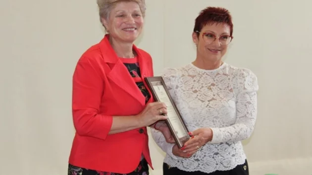 Учители от община Тетевен получиха награди по случай 24 май