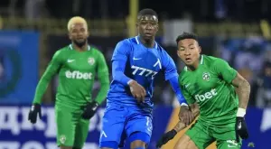 {{ otherArticle[0].article.title }}