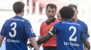 {{ otherArticle[0].article.title }}