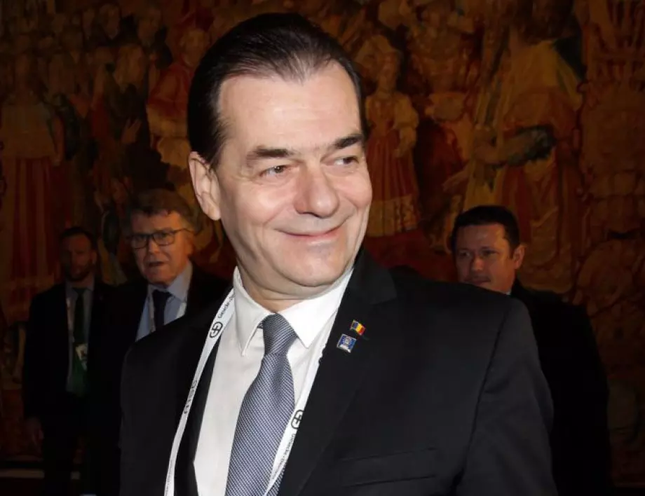 Глоби за румънския премиер и четирима министри, не носели маски 