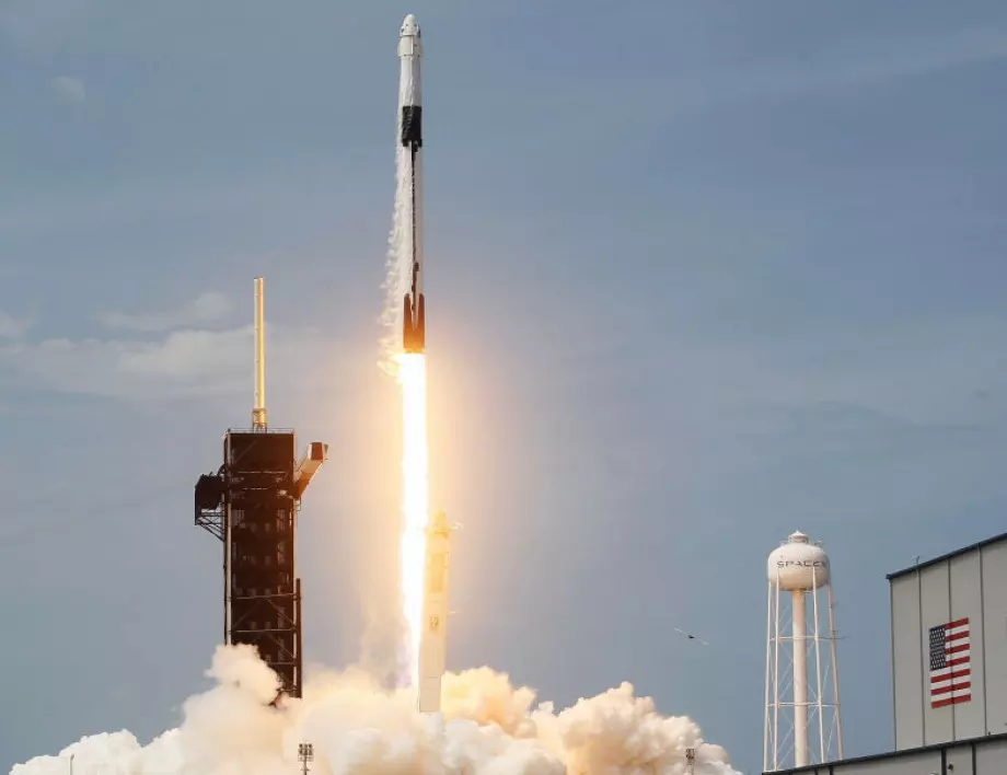 Втори полет на SpaceX към МКС (ВИДЕО)