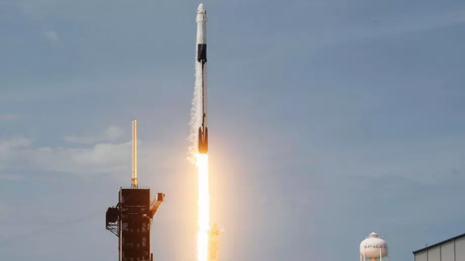 SpaceX постигна оценка от 137 млрд. долара след нов инвестиционен рунд за 750 млн. долара