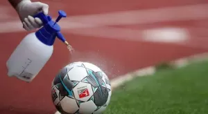 Бундеслигата ще бъде под карантина за последните кръгове