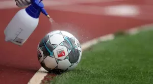 {{ otherArticle[0].article.title }}