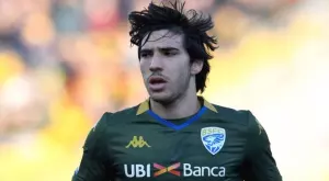 Официално: Милан закупи правата на Сандро Тонали