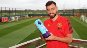 {{ otherArticle[0].article.title }}