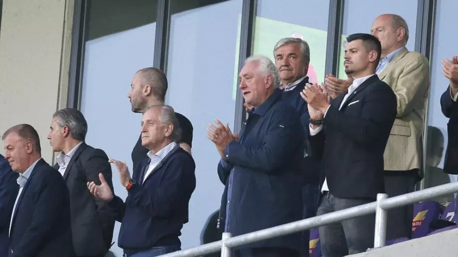 Спас Русев доведе пратеници на Драган Солак на финала за купата