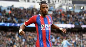 Заха иска да напусне Палас, има кандидати за подписа му