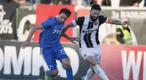 {{ otherArticle[0].article.title }}