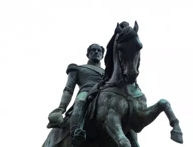 В Антверпен премахнаха статуя на крал Леополд II