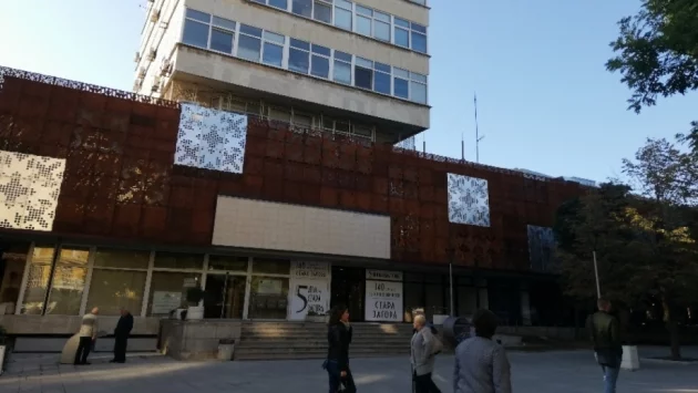 Телефонна линия на КНСБ в Стара Загора помага с безплатни трудово-правни консултации