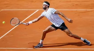 {{ otherArticle[0].article.title }}