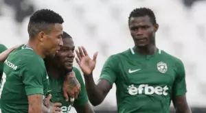 {{ otherArticle[0].article.title }}