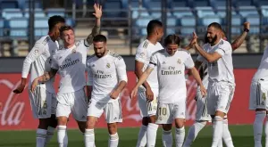 Реал Мадрид разби Ейбар за едно полувреме при завръщането си в Ла Лига