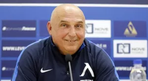 {{ otherArticle[0].article.title }}