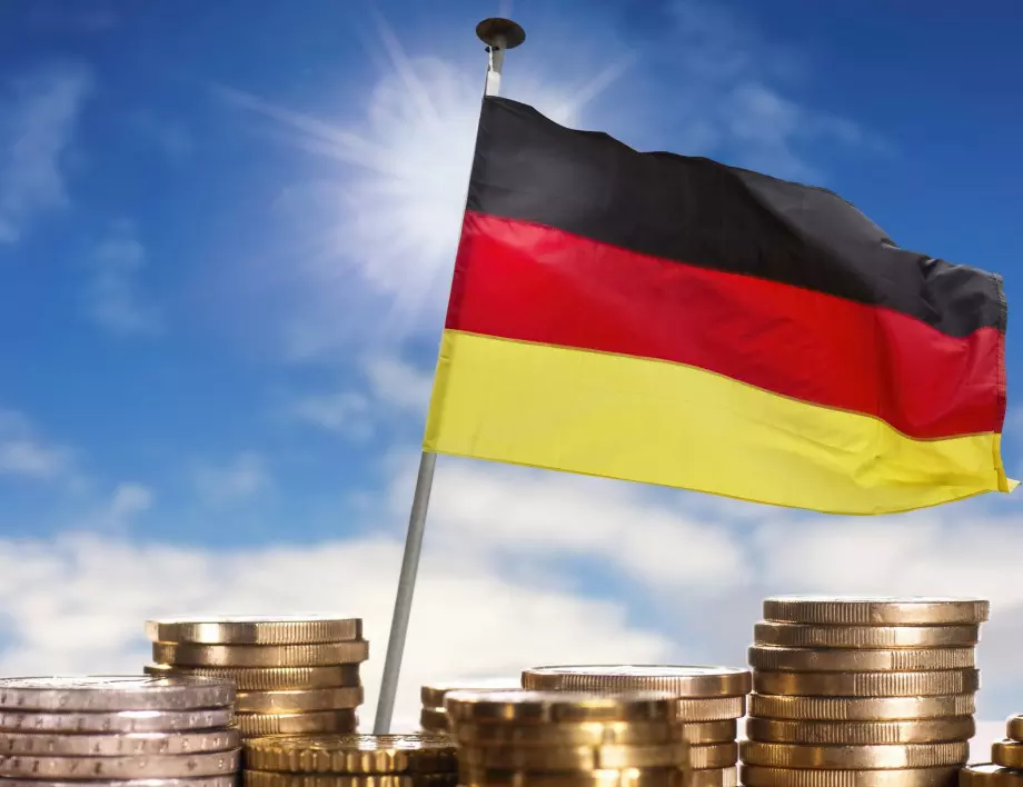 Пандемията доведе до най-големия дефицит в историята на обединена Германия
