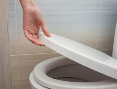 Лесно отпушване на тоалетната с домашни средства