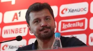 {{ otherArticle[0].article.title }}