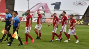 {{ otherArticle[0].article.title }}