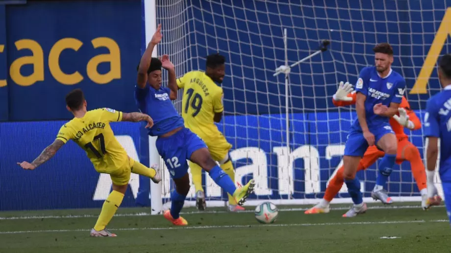 Виляреал и Севиля си вкараха 4 гола, но не се победиха в битката за Шампионска лига
