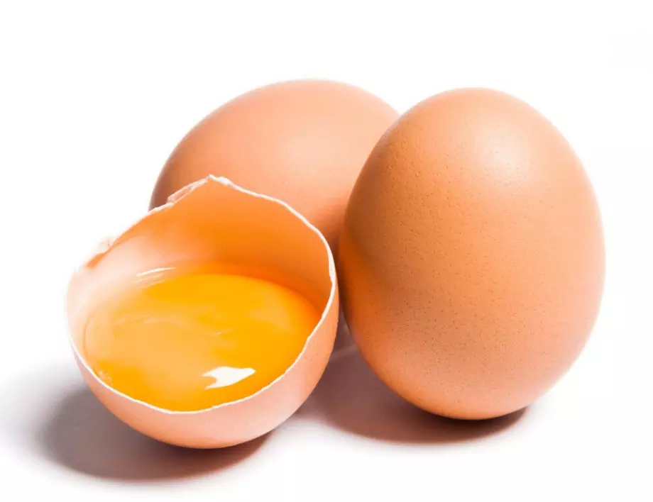 С бабините трикове с лекота можете да обелите сварено яйце