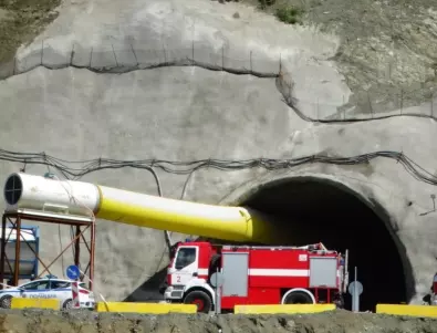 Строителния надзор: Няма нарушения при работата по тунел „Железница“