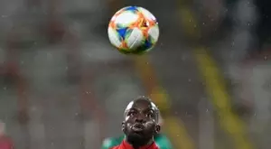 {{ otherArticle[0].article.title }}