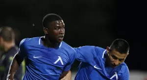 {{ otherArticle[0].article.title }}