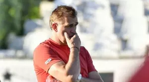 {{ otherArticle[0].article.title }}