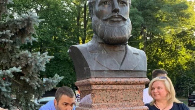 Възстановиха паметника на Ботев в Одеса  