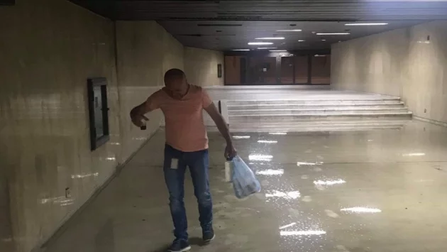 И НДК с щети след пороя, смята се колко точно струват (СНИМКИ)