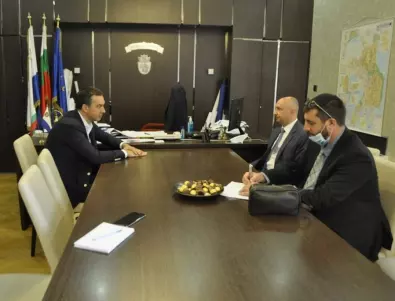 Кметът на Бургас и посланикът на Сърбия обсъдиха развиетието на бизнеса и туризма между двете страни