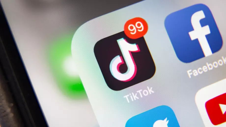TikTok се сдобива със собствен чатбот
