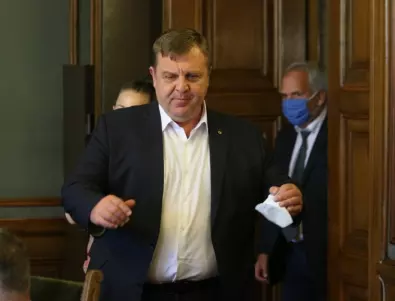 Каракачанов за скандала с Джамбазки: Той не е пикльо и мухльо, който свежда глава